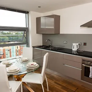 https://alexander-quayside.hotels-newcastle-upon-tyne.com