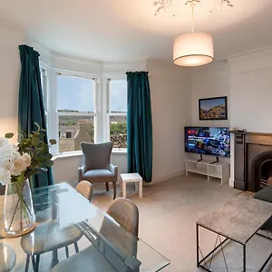https://beautiful-views-3-double-bedroom-bath-townhouse.tophotelsbath.com