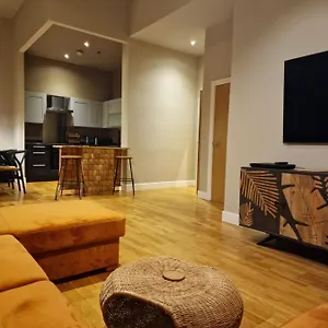 Town Centre Luxury Scarborough